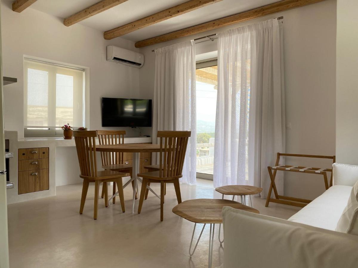 Laini Luxury Suites Pombia ภายนอก รูปภาพ